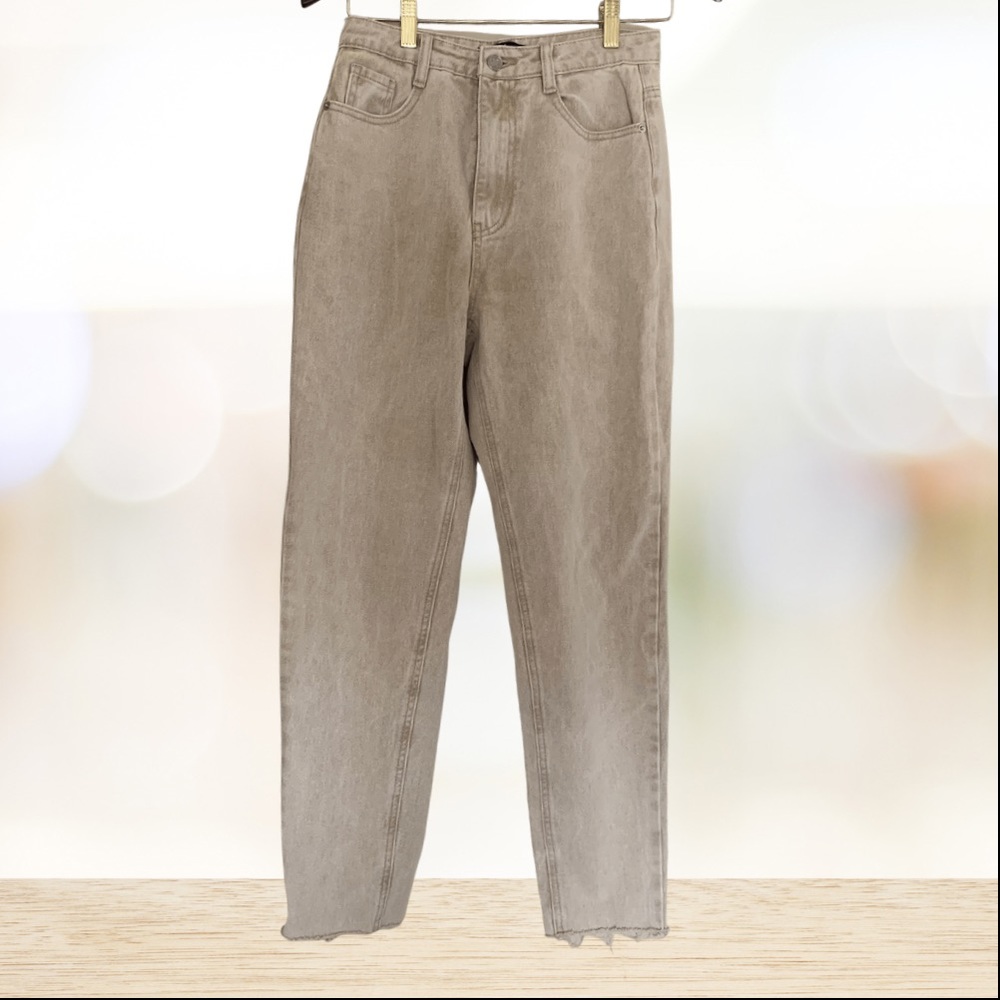 High Rise Mom Jean | Tan | Size 4